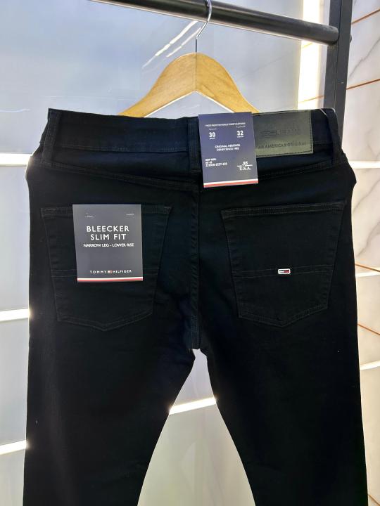 Tomm y Hilfige r Imported Black Super Premium Denim F2656-BL