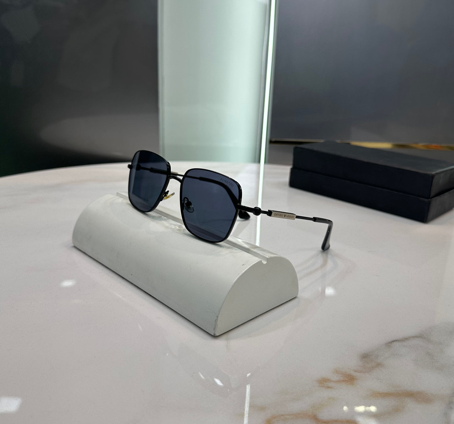 Arman i 031 Black Ultimate Luxury Shade With Original Packaging