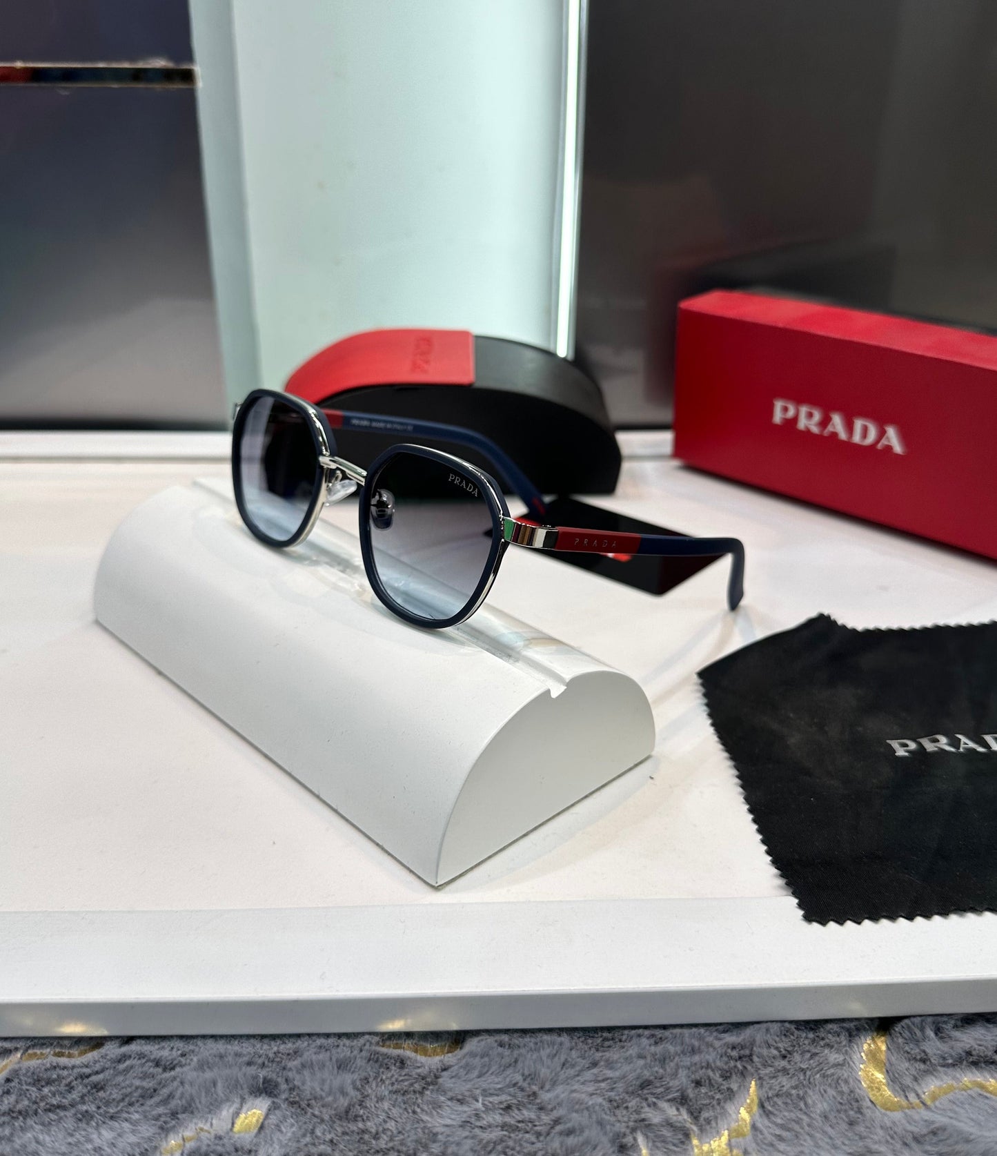Prad a Blue 9120 Ultimate Luxury Shade With Original Packaging
