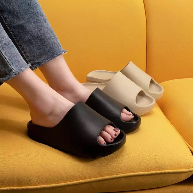 CUBICS Yezy Foam Slides - Black