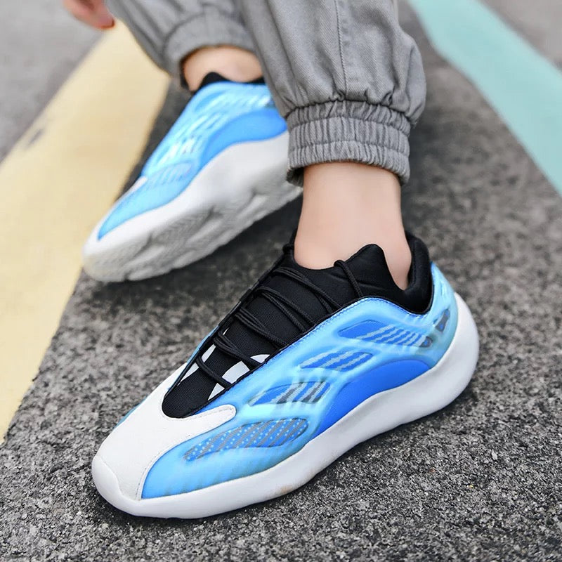 CUBICS V3 YEZY 700 Glow - Blue